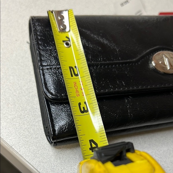 Mundi Black Leather Wallet with Secure Clasp - Picture 7 of 8